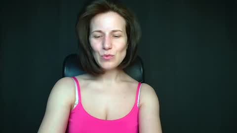 Snapshot of shannen_sweet chatting on April 20, 2026, 8:17 am Shannen online show from April 20, 2026, 8:17 am