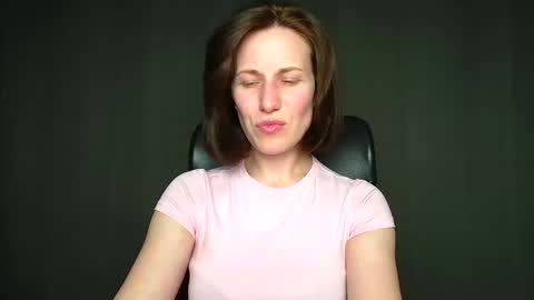 Snapshot of shannen_sweet chatting on May 2, 2026, 11:15 am Shannen online show from May 2, 2026, 11:15 am
