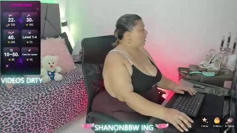 Snapshot of shannonbbw chatting on October 23, 2025, 3:44 pm SHANNONBBW online show from October 23, 2025, 3:44 pm
