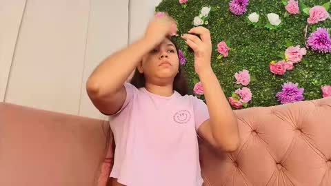 Snapshot of shanon_marel chatting on September 16, 2025, 12:06 pm SHANON online show from September 16, 2025, 12:06 pm