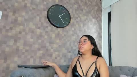 Snapshot of shanon_marel chatting on September 30, 2025, 12:21 pm SHANON online show from September 30, 2025, 12:21 pm