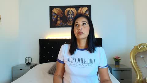  Shanon  online show from April 9, 2026, 11:48 am