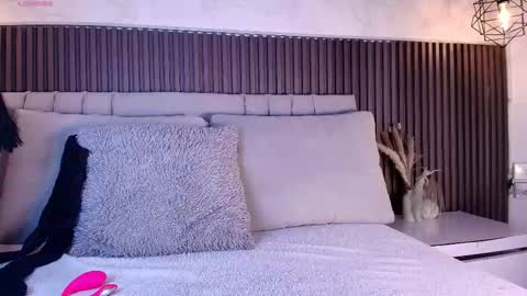 SHANON online show from February 6, 2026, 7:17 pm