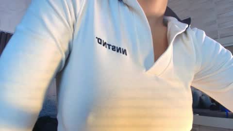 SHANON online show from February 16, 2026, 6:59 pm