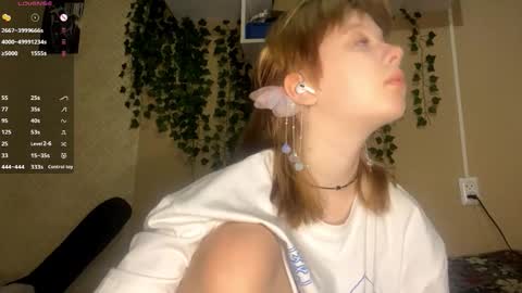 Kristin online show from November 8, 2025, 3:07 am