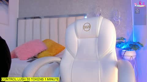 Shantal online show from April 2, 2026, 11:41 am