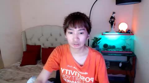 SHANTA FOX  s online show from February 26, 2025, 5:09 am