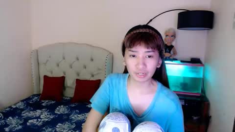 SHANTA FOX  s online show from March 9, 2026, 12:42 pm