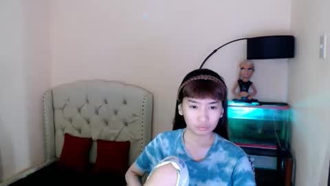 SHANTA FOX  s online show from April 19, 2026, 1:16 am