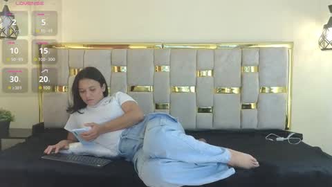 shantall 05 online show from January 13, 2026, 7:41 pm