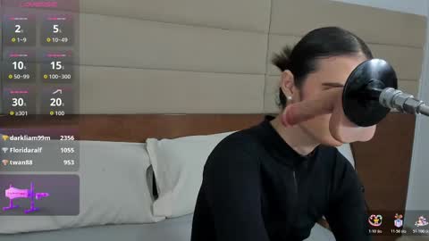  Shantall  online show from November 23, 2025, 3:39 am