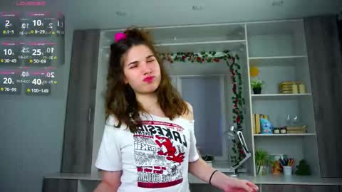 Ivy online show from November 19, 2025, 1:16 am