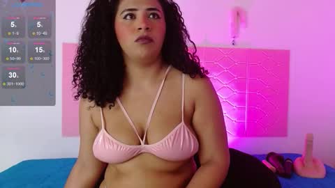 sharamadison online show from November 25, 2025, 1:22 pm