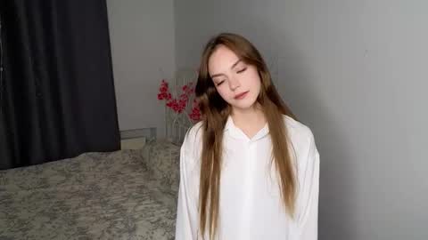 Juli online show from October 20, 2025, 3:56 pm