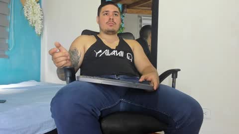 jhon deibyd online show from February 4, 2025, 2:21 pm