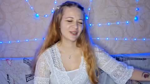 Annie online show from October 20, 2025, 6:36 am