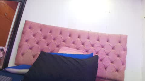 Sharlott online show from January 15, 2025, 11:53 am