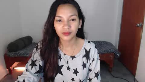 sharminex online show from May 15, 2026, 3:41 pm
