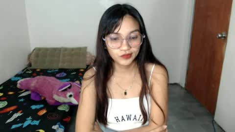 sharminex online show from June 20, 2026, 12:41 pm
