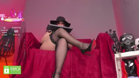 Snapshot of sharoon_gold chatting on October 11, 2025, 10:19 pm Your mistress Sharon online show from October 11, 2025, 10:19 pm