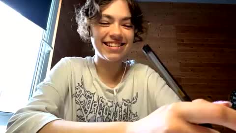 Viola online show from June 14, 2026, 9:44 am