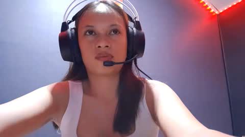Snapshot of shauntefenceroy chatting on October 27, 2025, 7:12 am Molly online show from October 27, 2025, 7:12 am