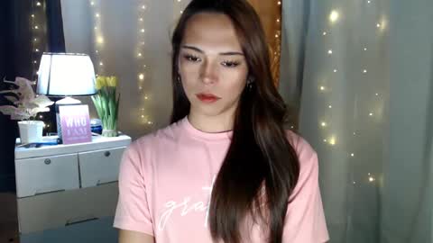 shawniee 3 online show from December 6, 2024, 10:49 am