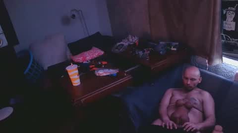 Snapshot of shawntheone3535b chatting on February 3, 2026, 1:26 am shawntheone online show from February 3, 2026, 1:26 am