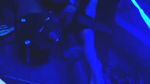 Snapshot of shawntheone3535b chatting on February 16, 2026, 9:55 pm shawntheone online show from February 16, 2026, 9:55 pm