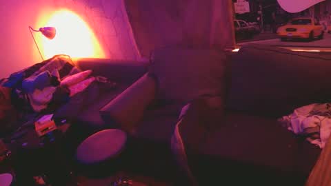 Snapshot of shawntheone3535b chatting on February 23, 2026, 1:47 am shawntheone online show from February 23, 2026, 1:47 am