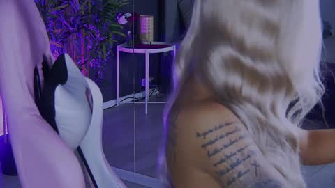 shayblonde online show from December 19, 2024, 11:25 pm