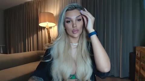 shayblonde online show from November 25, 2025, 7:58 pm