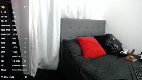 Snapshot of shayla_10 chatting on October 20, 2025, 11:10 am shayla_10 online show from October 20, 2025, 11:10 am