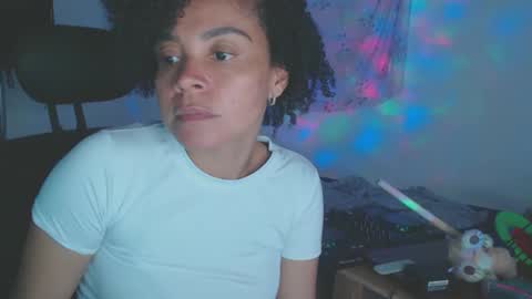 Shayna online show from February 25, 2026, 2:32 am