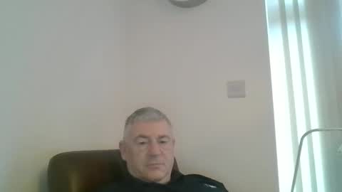 Snapshot of she52 chatting on December 18, 2024, 8:09 am she52 online show from December 18, 2024, 8:09 am