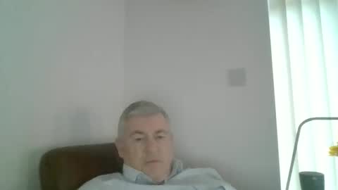 Snapshot of she52 chatting on January 6, 2025, 3:51 pm she52 online show from January 6, 2025, 3:51 pm