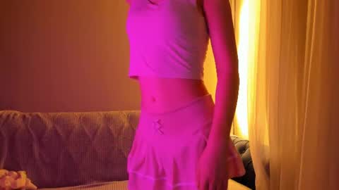 Snapshot of she_angell chatting on July 3, 2026, 6:47 pm Anny online show from July 3, 2026, 6:47 pm