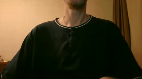 Snapshot of shedevr02 chatting on January 18, 2026, 6:12 pm Roger online show from January 18, 2026, 6:12 pm