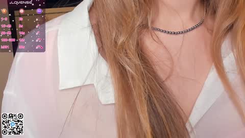 Snapshot of sheenaeast chatting on December 30, 2024, 10:10 am Violet online show from December 30, 2024, 10:10 am