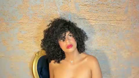 sheeylopez online show from June 12, 2026, 4:33 am