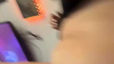 Snapshot of shelbsss17 chatting on March 31, 2026, 10:32 pm shelbsss17 online show from March 31, 2026, 10:32 pm