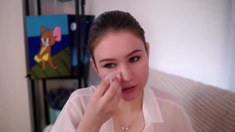 Lina online show from February 25, 2026, 12:04 pm