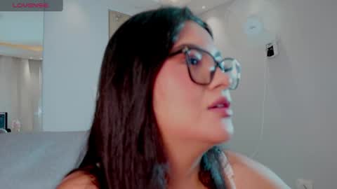 Snapshot of shell_1 chatting on July 11, 2026, 11:06 pm S H E L L online show from July 11, 2026, 11:06 pm