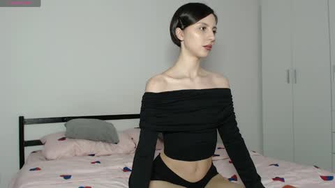 Snapshot of shellydiamon chatting on May 14, 2026, 7:20 pm Shelly online show from May 14, 2026, 7:20 pm