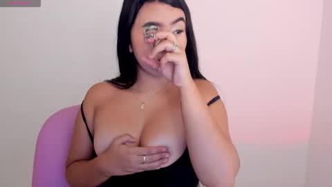 Shelly rayhs online show from November 13, 2025, 2:43 am