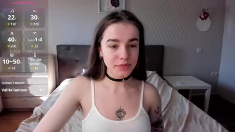 ShelyMoon online show from September 26, 2025, 12:42 pm