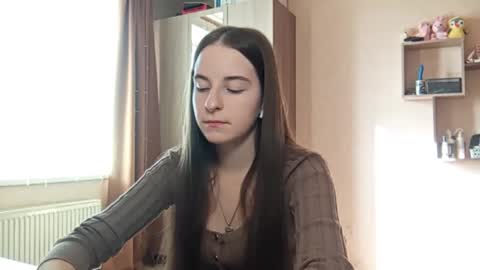 Snapshot of shereeguyott chatting on March 2, 2026, 1:07 pm Emma online show from March 2, 2026, 1:07 pm