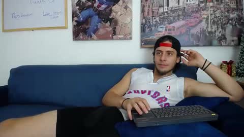 Snapshot of sherlock_holmes_ chatting on December 11, 2024, 7:14 pm Sherlock Holmes online show from December 11, 2024, 7:14 pm