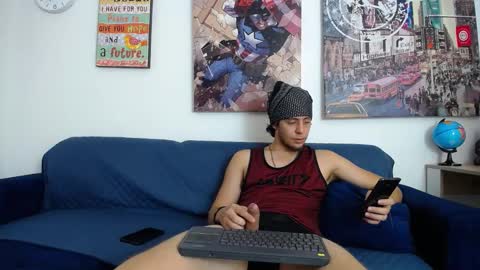 Snapshot of sherlock_holmes_ chatting on January 28, 2025, 7:32 pm Sherlock Holmes online show from January 28, 2025, 7:32 pm