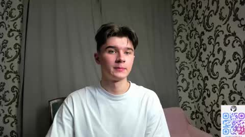 Snapshot of sherlockmax chatting on September 9, 2025, 3:00 pm Max online show from September 9, 2025, 3:00 pm